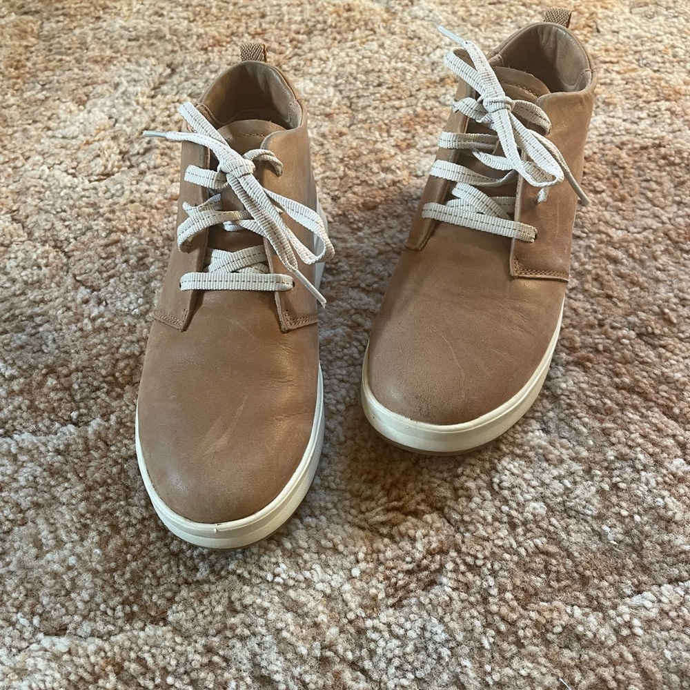 Olukai shoes , women size 7
